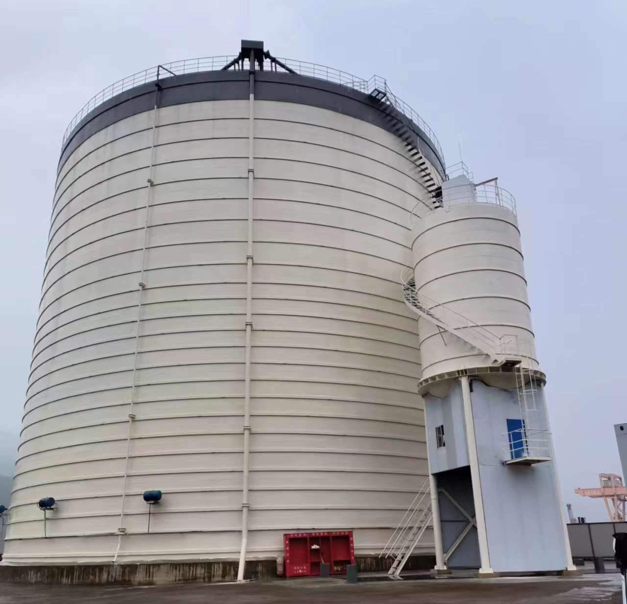 新华10万吨水泥钢板库